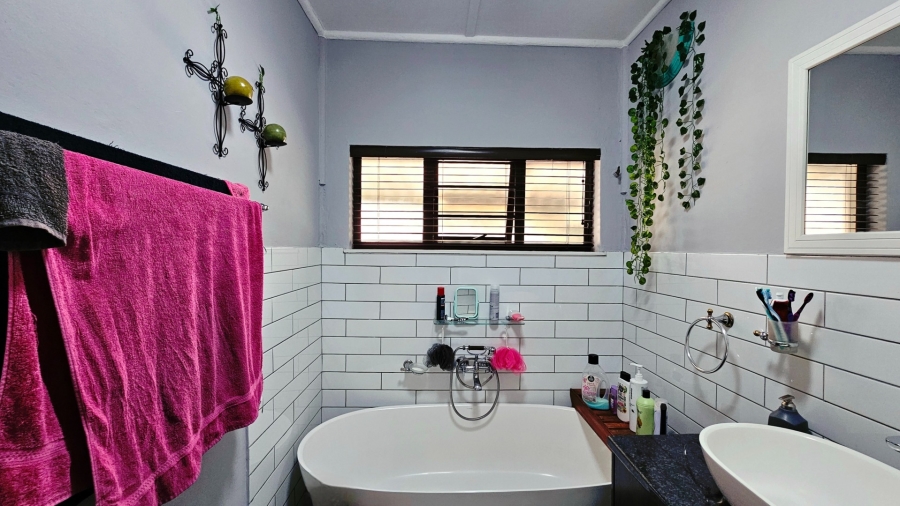 3 Bedroom Property for Sale in Noordhoek Free State